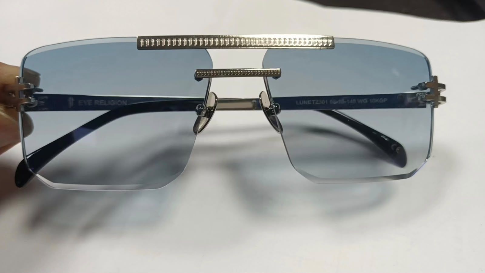 Sunglasses & Fashion Eyewear
